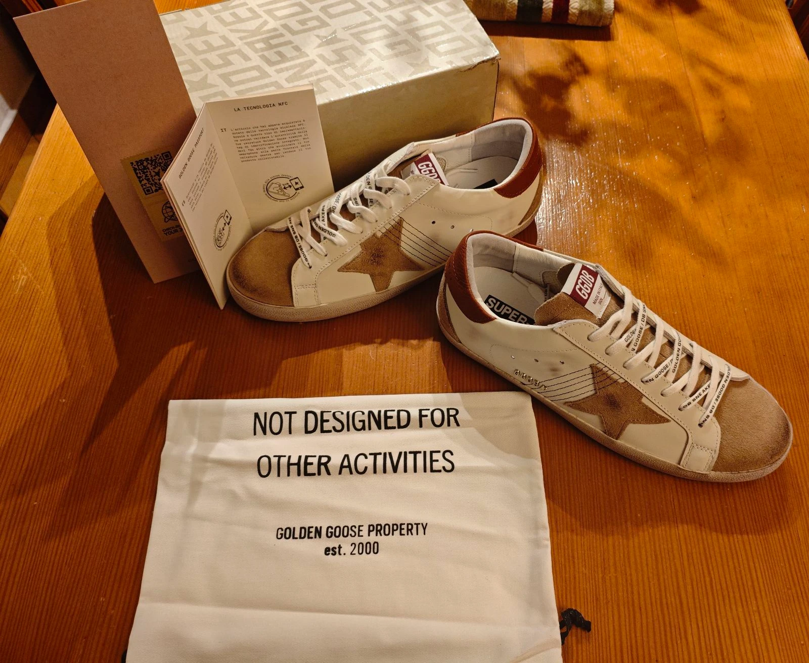 Chaussures Golden Gosse. Taille 44 Neuves jamais portées – photo 3